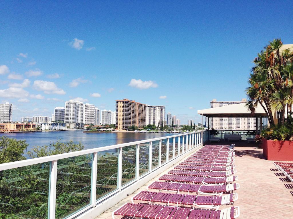 Miami Waterfront Apartments Sunny Isles Beach Exterior foto